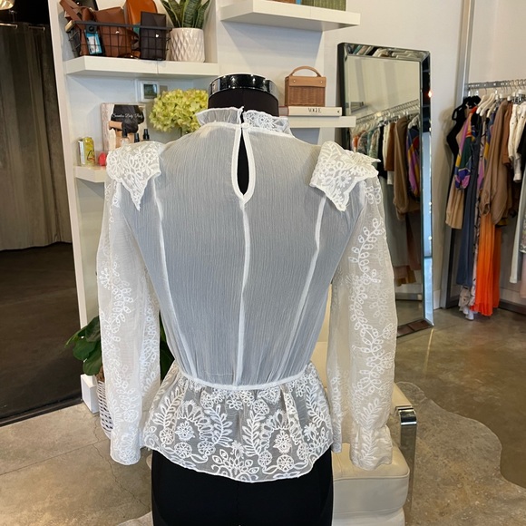 White Victorian top. - Picture 2 of 3